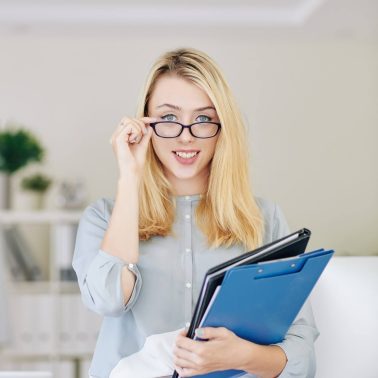 pretty-young-businesswoman.jpg